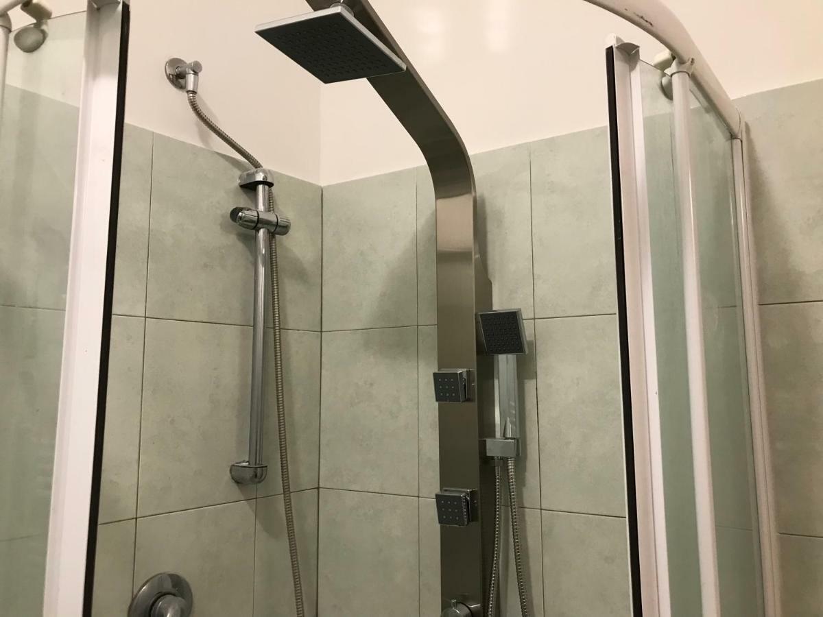Ferienwohnung La Quiete In Centro Storico Genua Exterior foto