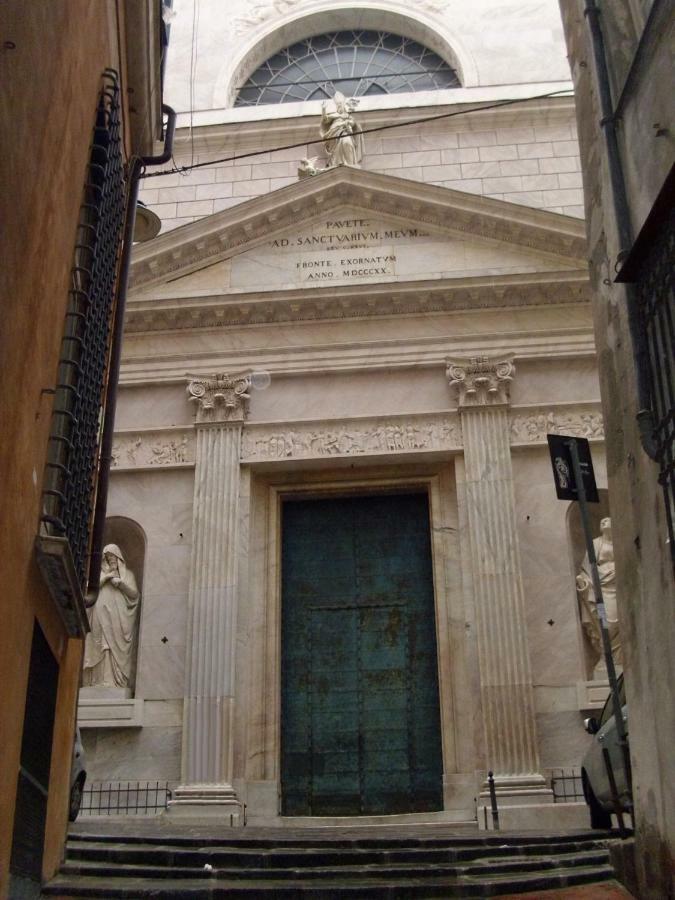 Ferienwohnung La Quiete In Centro Storico Genua Exterior foto